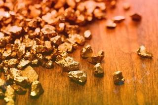 疫情期员工接连请病假美国航班大规模取消和延误