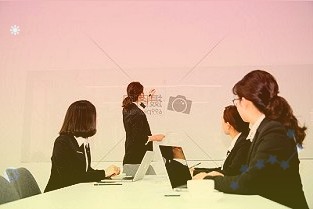 寿险行业专属代理店开出首张代理费发票