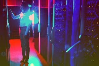 午评：三大股指强势反弹，创业板指涨逾2%，新冠概念、锂矿等表现活跃